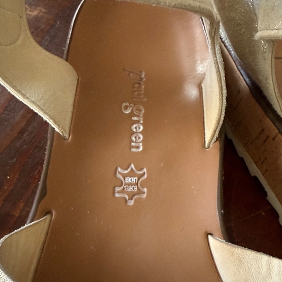 Paul Green Cream Crossover Platform Sandals with Ankle Strap - Picture 2 of 8